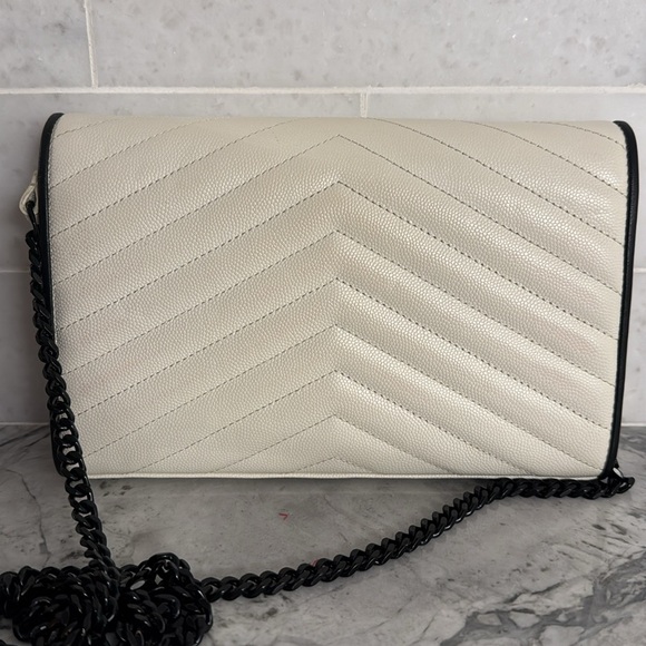 YSL classic monogram woc matalasse chevron leather - Picture 2 of 11